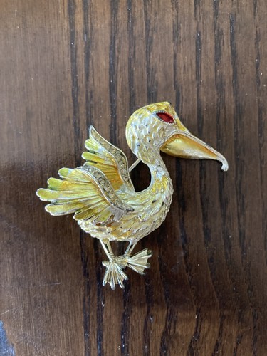 Broche métal doré marque - métal,